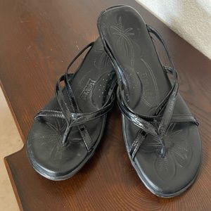 Born leather wedge handcrafted footwear black 10